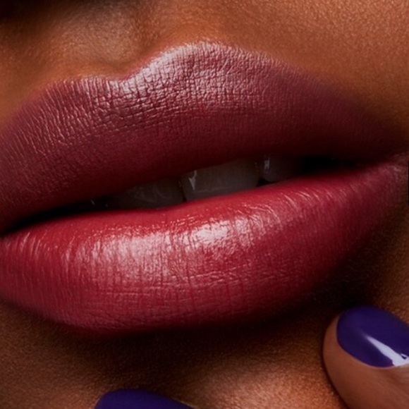 NWT MAC LOVE ME Lipstick-408 BATED BREATH - Picture 7 of 8